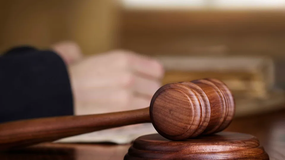 Mulher obtém decisão do TJ para afastar de casa marido viciado em apostas