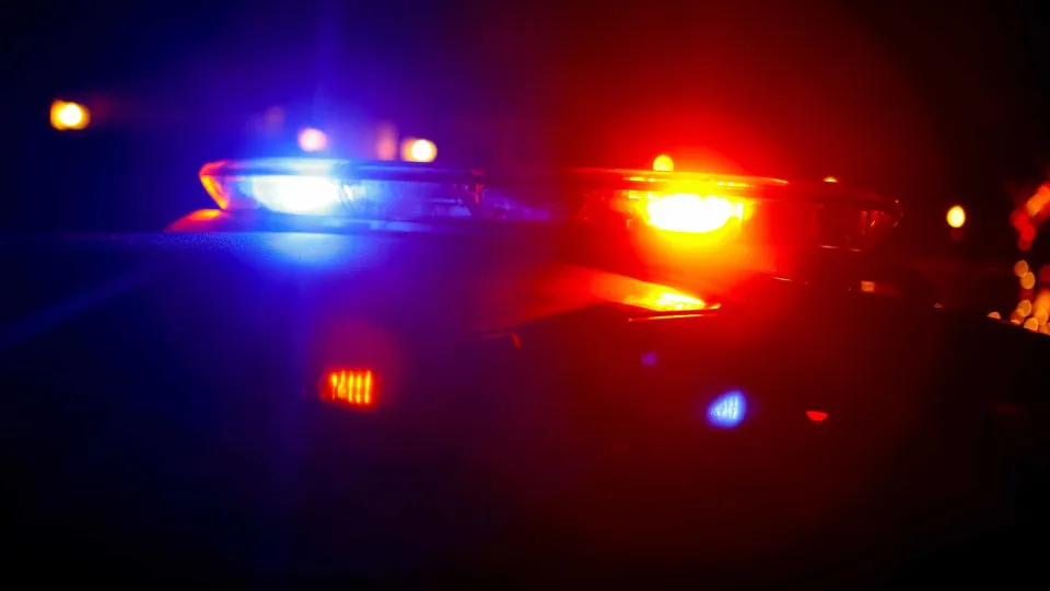 Idoso mata vizinho e é morto por filho da vítima após briga sobre pé de manga em MG