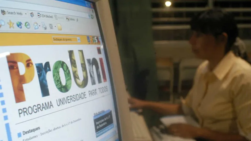 Prouni 2026: último dia de inscrição para o 2º semestre é hoje