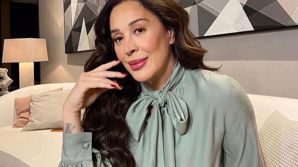 Claudia Raia relembra boatos sobre HIV e diz que apoio a Collor foi 'desgraça' em sua vida