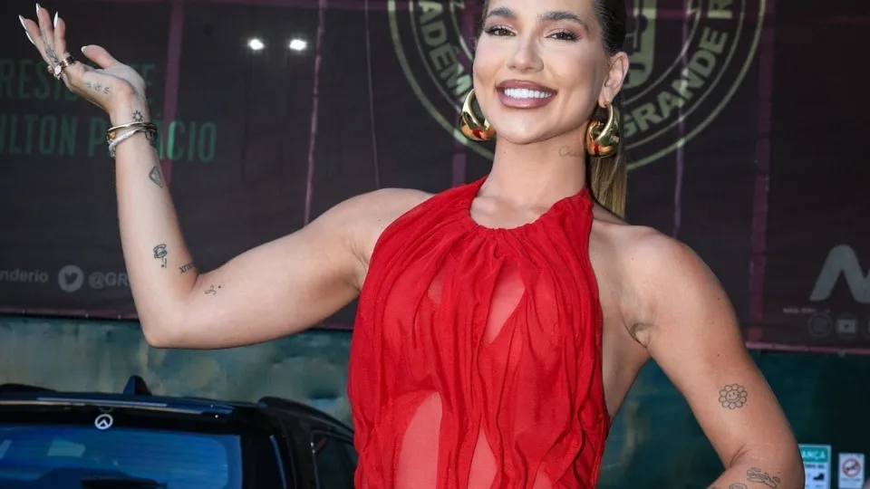 Virginia deixa posto de rainha de bateria da Grande Rio; Vini Jr reage 