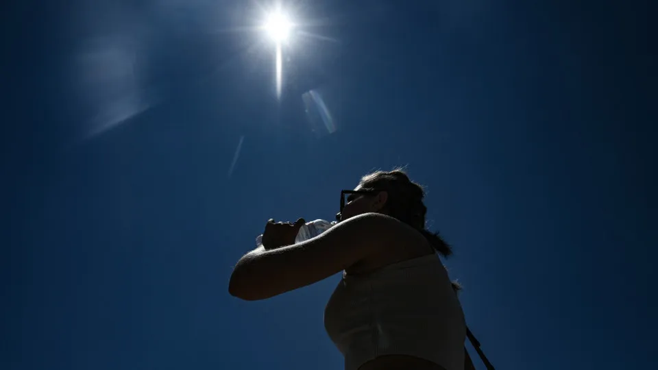 Europa se prepara para terceira onda de calor; adaptação e mortes preocupam