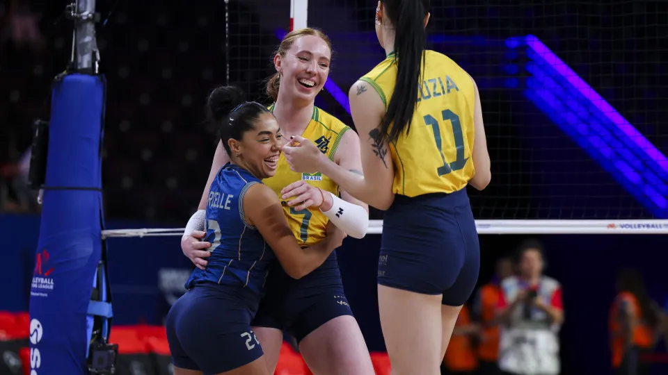 Brasil bate a Itália, vai à final e busca título inédito da Liga das Nações