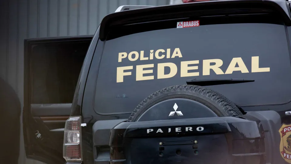 Polícia Federal mira delegado sob suspeita de vazar dados de operações a investigados