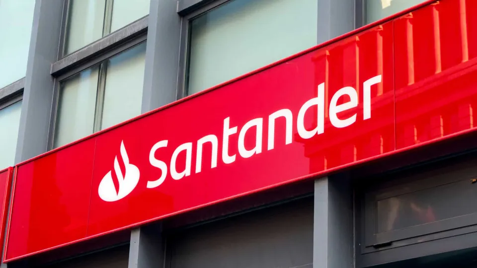 Lucro do Santander cai para R$ 3 bilhões no 2º tri com piora na inadimplência