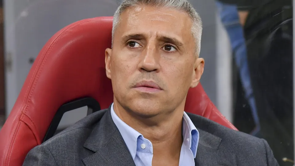 Ex-São Paulo, Crespo encerra conversas com Al-Sadd e segue livre no mercado