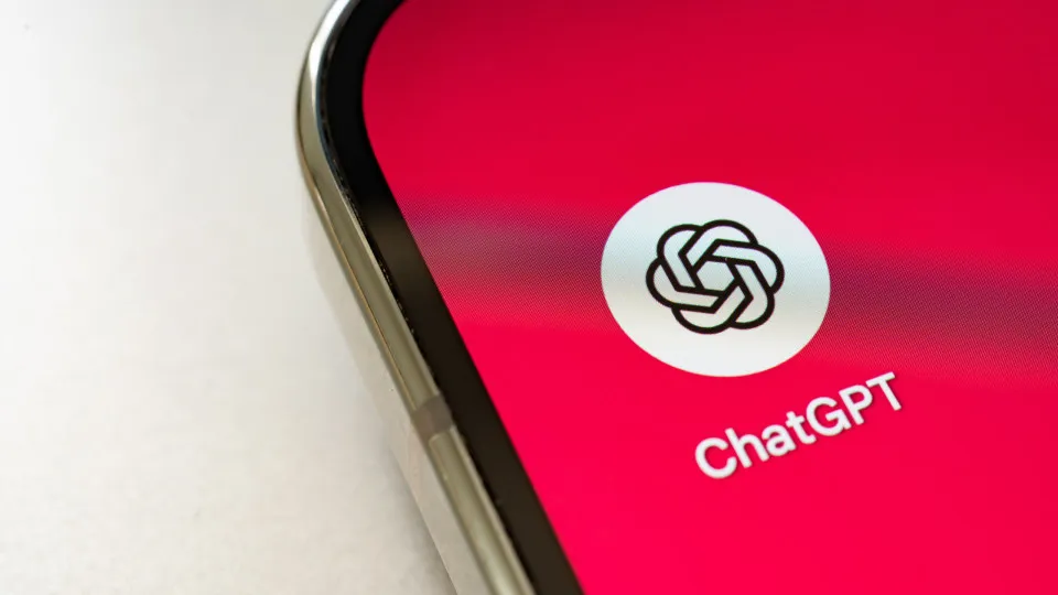 Pastor processa OpenAI por orientação médica inadequada do ChatGPT