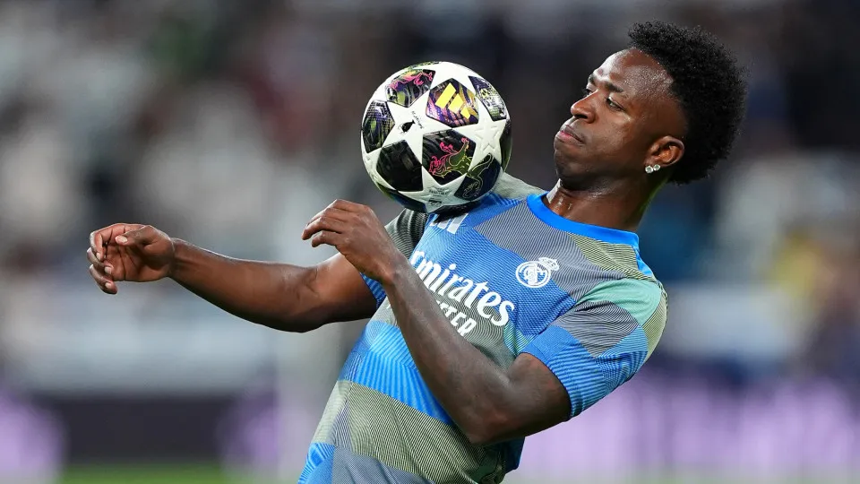 Arsenal avalia investida caso Vini Jr. não renove com Real, diz NYT