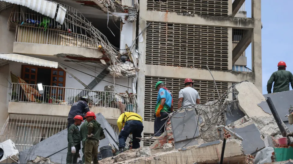 Número de mortos na Venezuela após terremotos sobe para 2.295