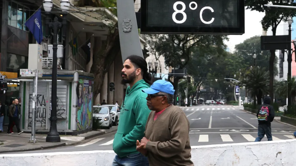 Massa polar derruba temperaturas e pode levar frio de -8°C ao Sul