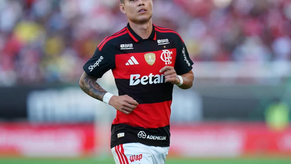 Flamengo projeta ter Luiz Araújo contra o Cruzeiro; saiba como está o DM