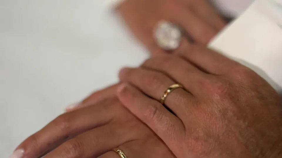 É oficial! Cristiano Ronaldo e Georgina se casa após 10 anos juntos