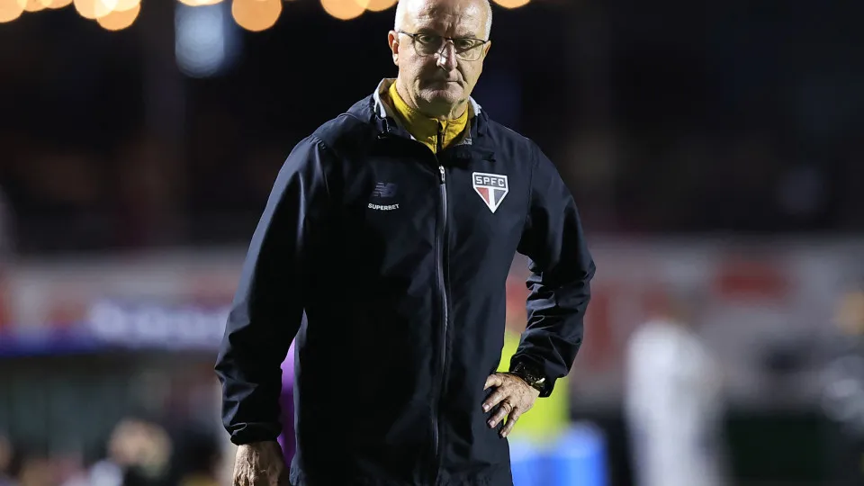 Derrota não abala Dorival: 'Sábado temos de passar confiança ao torcedor com a ajuda de Lucas'